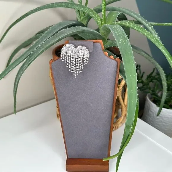 Free People Hearts On Fire Dangle Earrings Rhinestone Heart Fringe Statement NWT - Picture 3 of 12